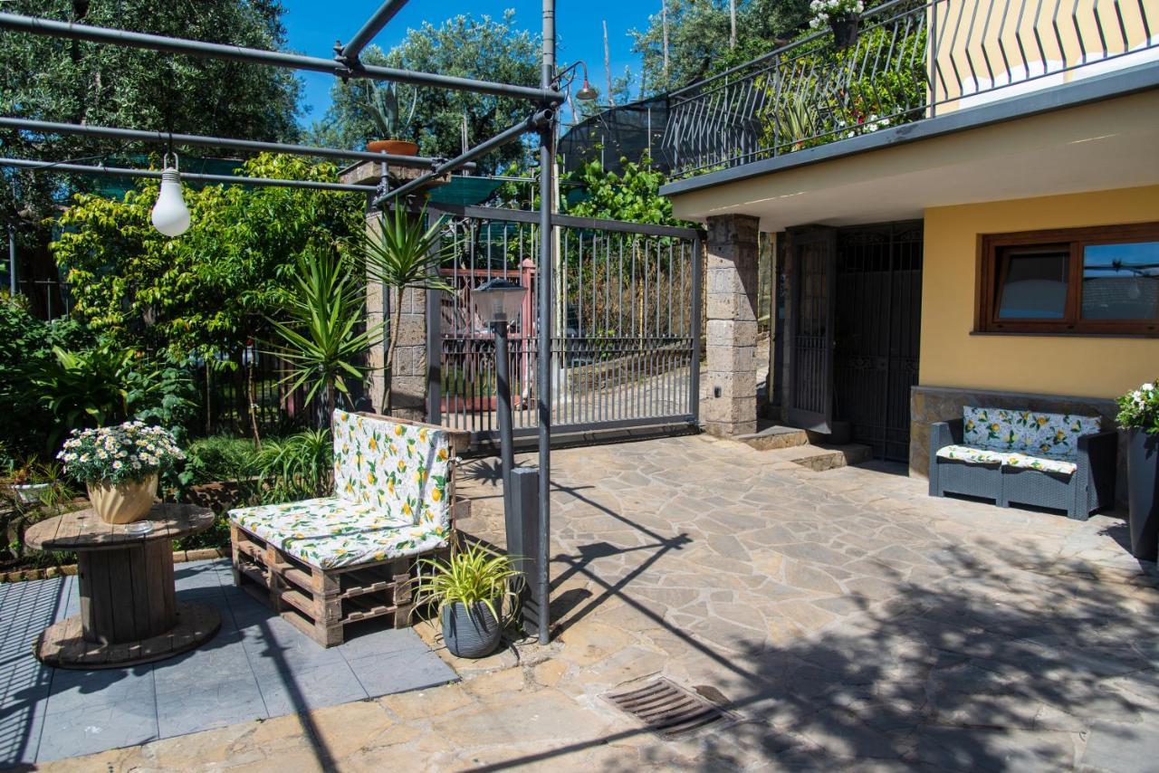 On' Michele Guest House Сорренто Екстер'єр фото